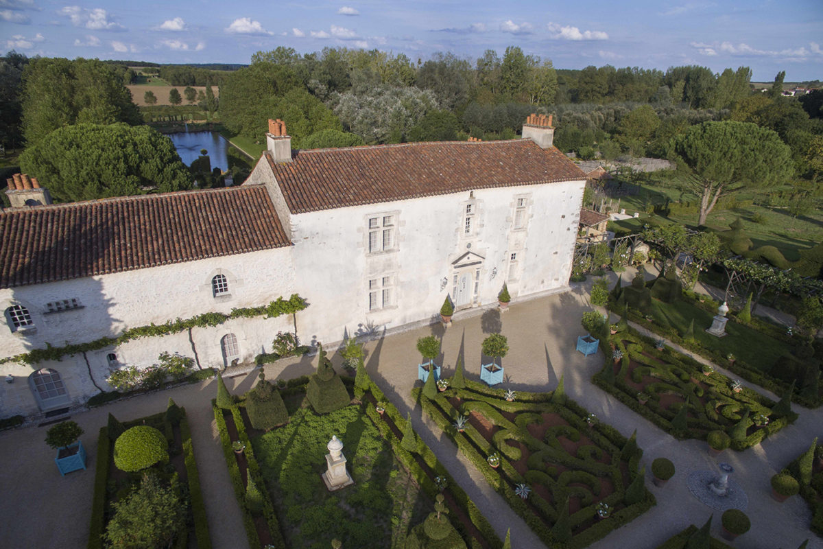 La Cour d'honneur du Jardin du Bâtiment