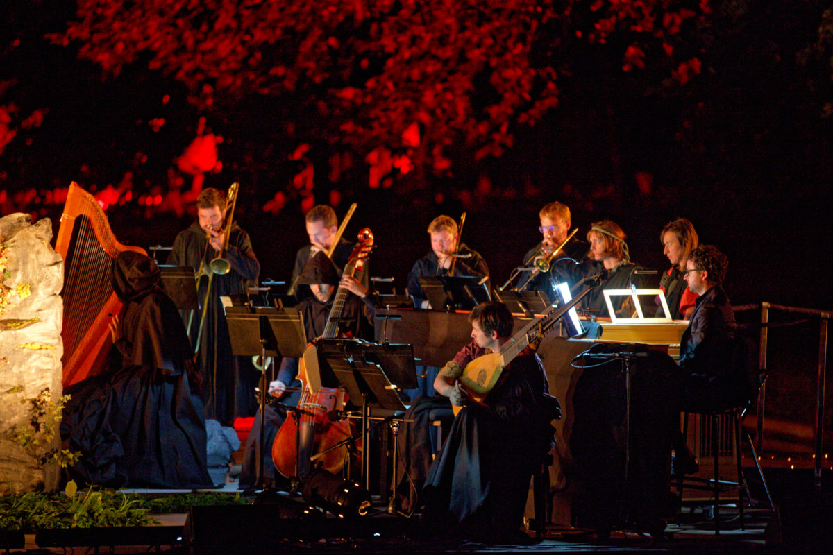 Orfeo, les musiciens sur le miroir d'eau