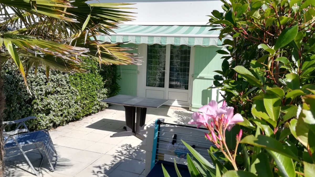 155–5–796719cd859b4946948873c5d24d1833