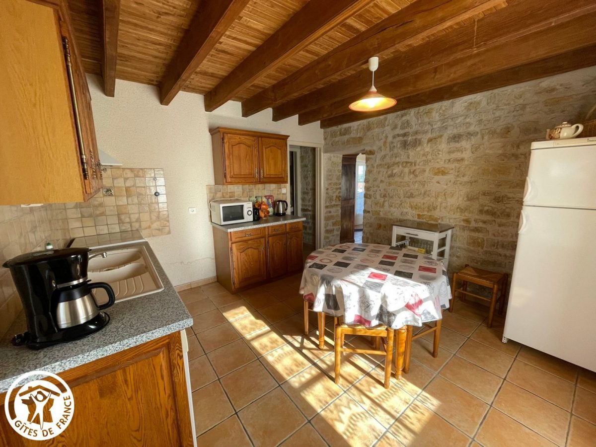 H85G010199-69dcd848921e9