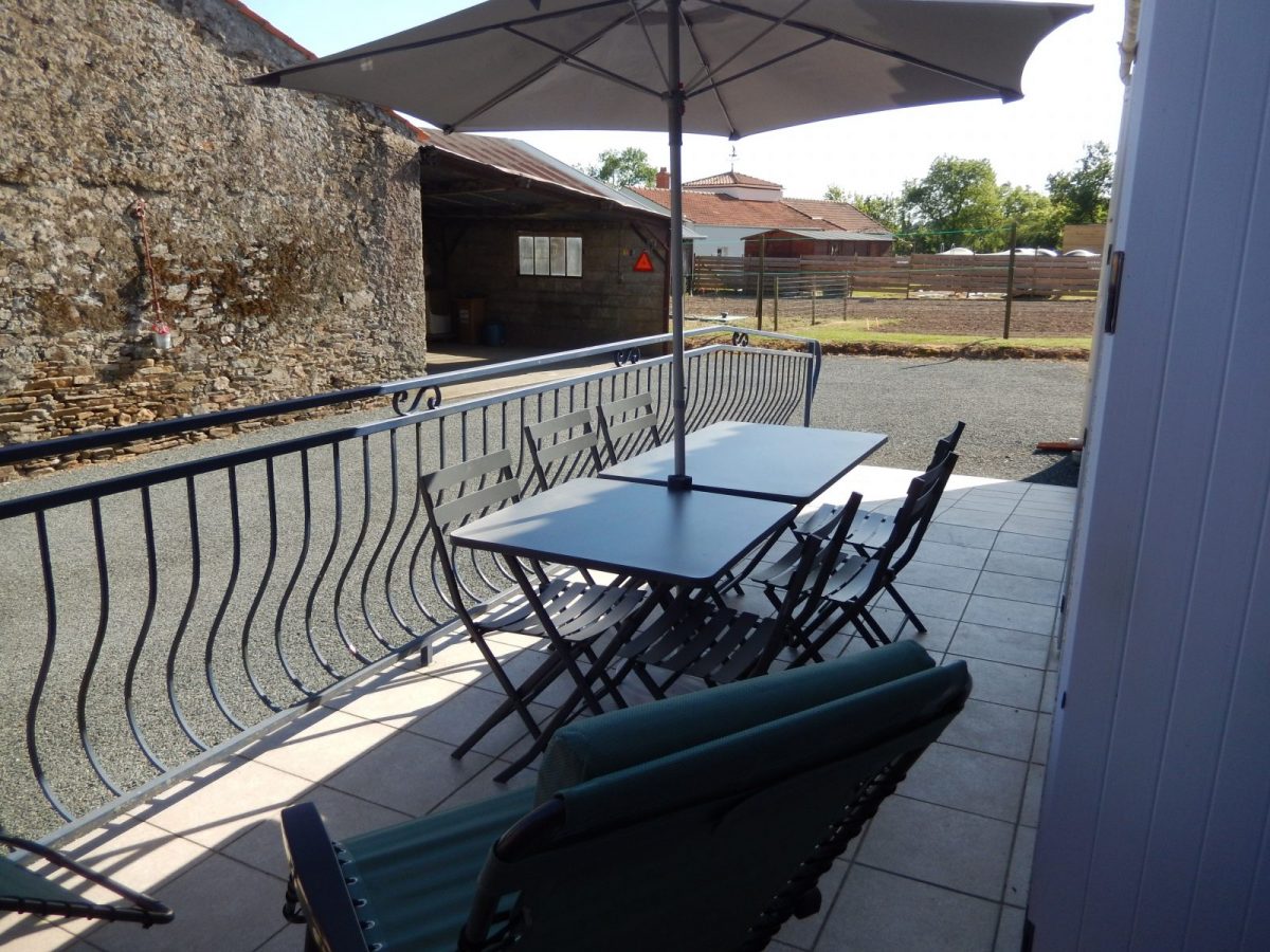 H85G023740-69ef22e380478