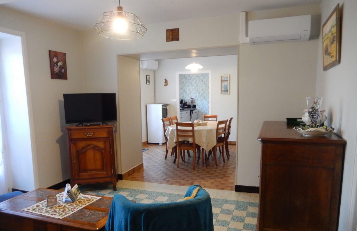 H85G023740-69ef22e4ad1b9