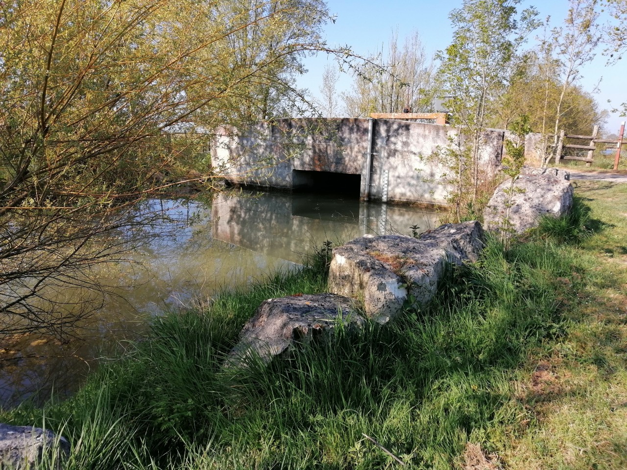 WALKING TRAIL “LES CHARRIERES”