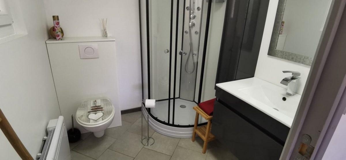 IMG-20250411-115654-9c756ba77bc54138be3ab8264e31c799