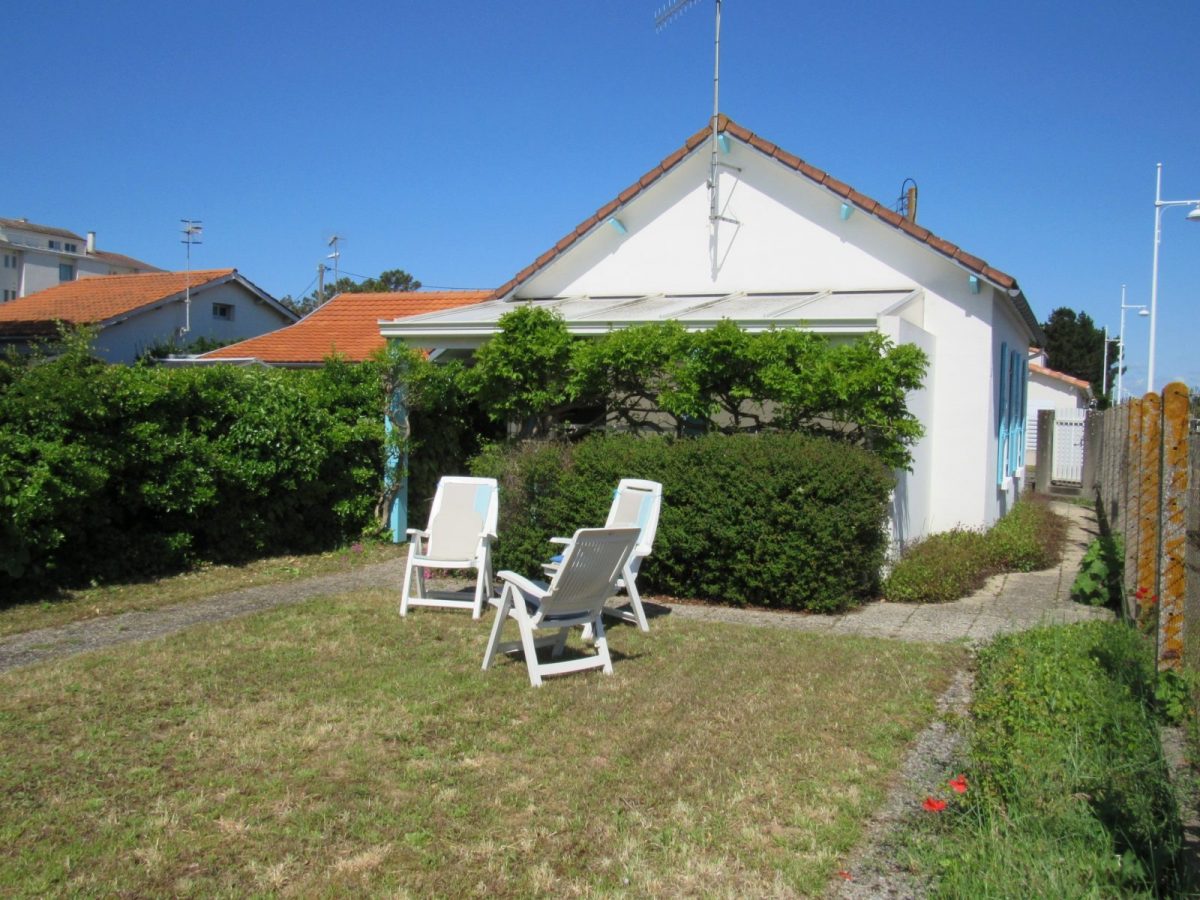 IMG-3830-af77e48a2efd421d988ec93ae1702045