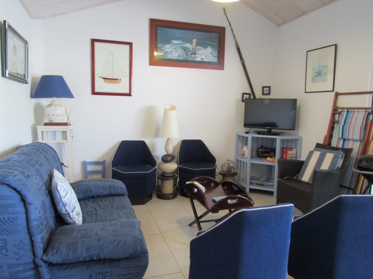 IMG-3854-5e63a7a3b39b4c18a53cd68375ca4e4e