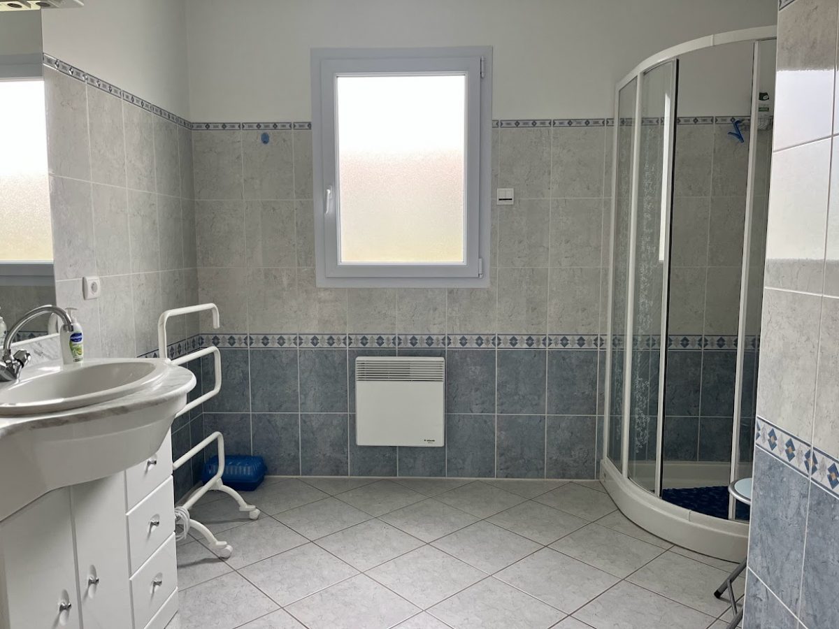 IMG-5641-e12933a7fecc418395ea242bfb8e3acc