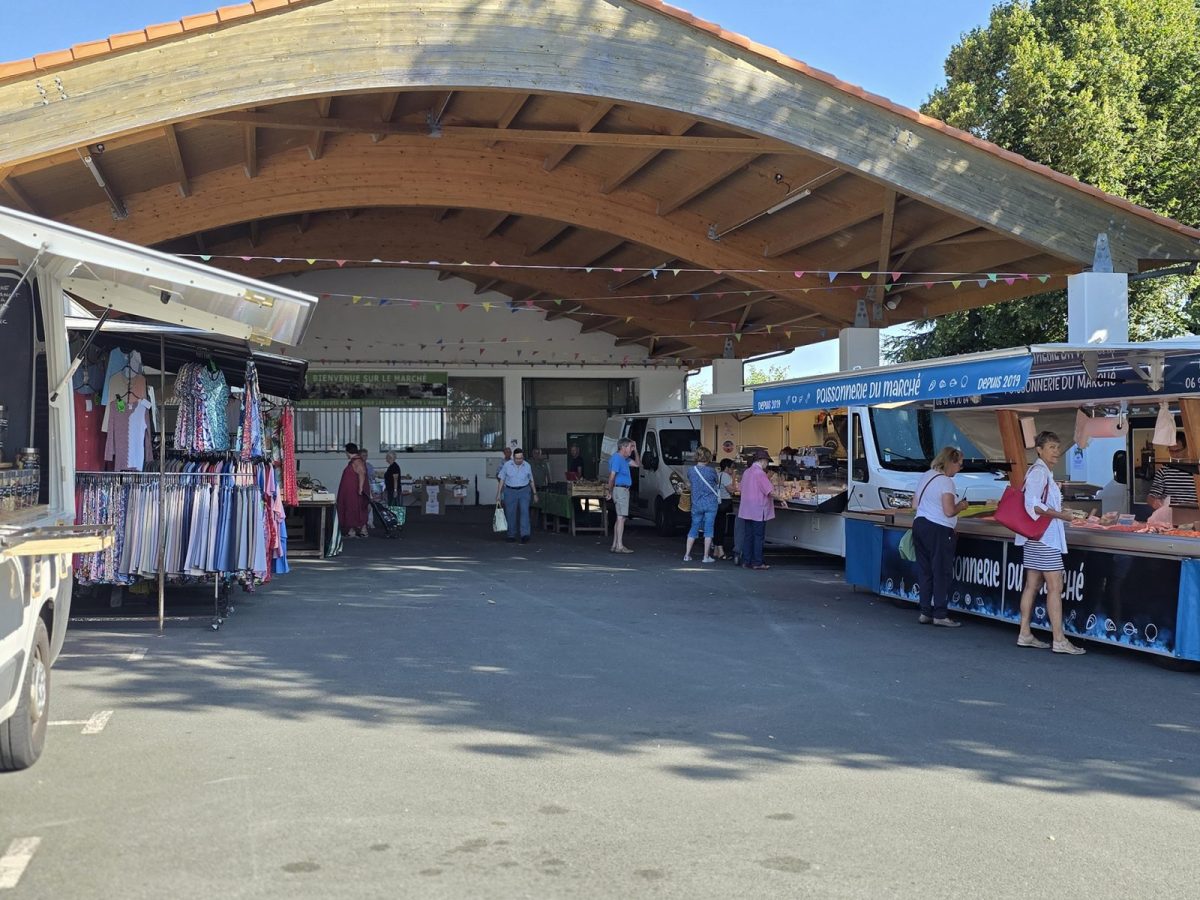Marché-Saint-Michel-en-l’Herm-Halles (4)