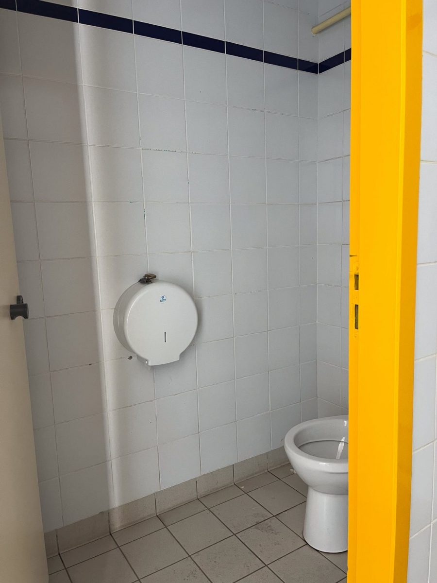 Toilettes publiques marché l’Aiguillon-sur-Mer (7)