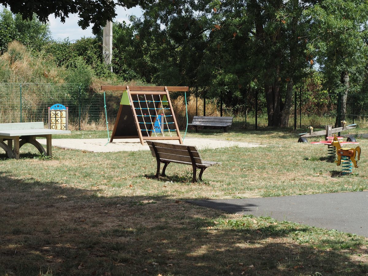 aire-jeu-moutiers-sur-le-lay (1)