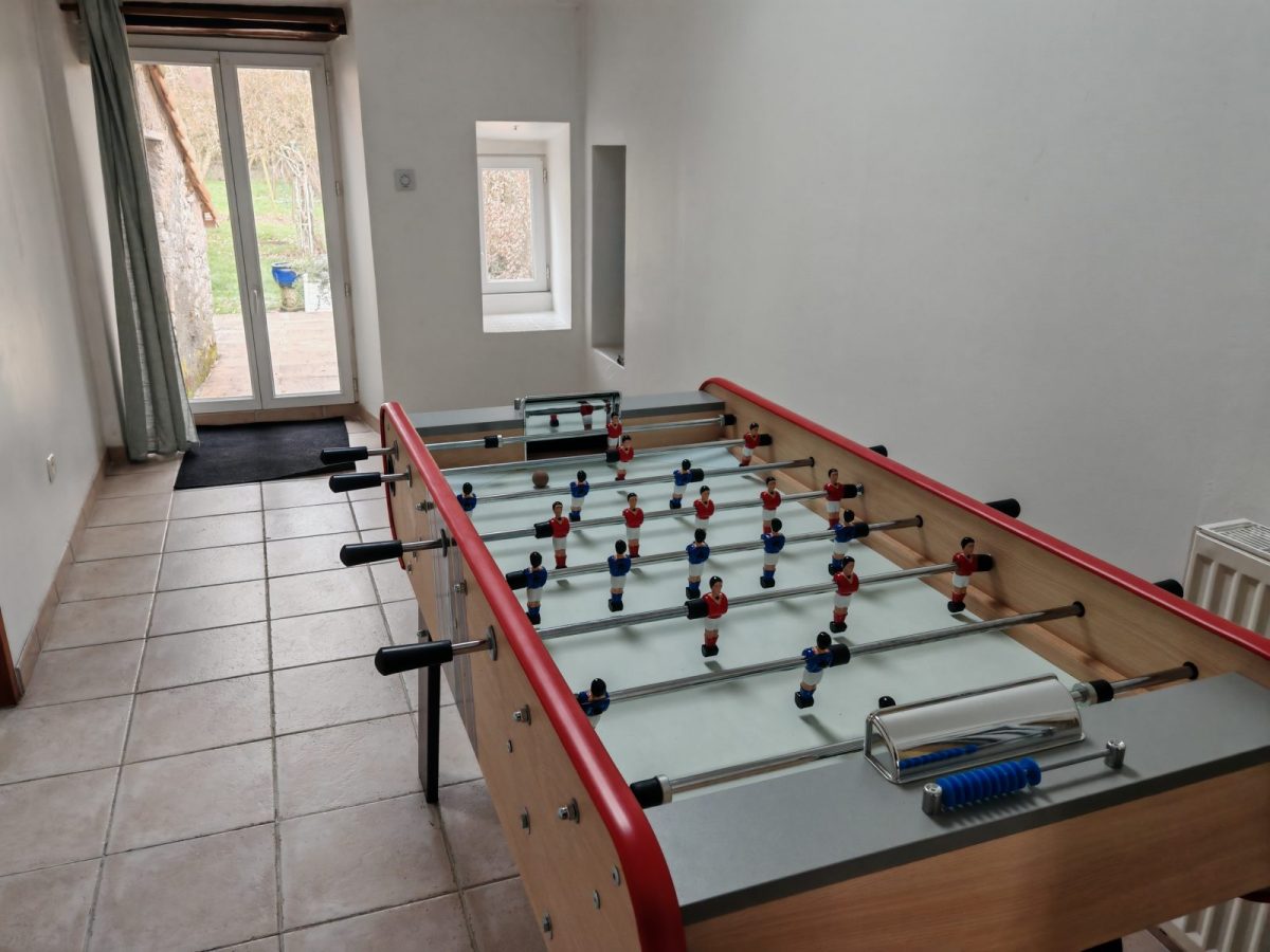 d0eed3ba-f6dc-4090-904b-7981f602a103