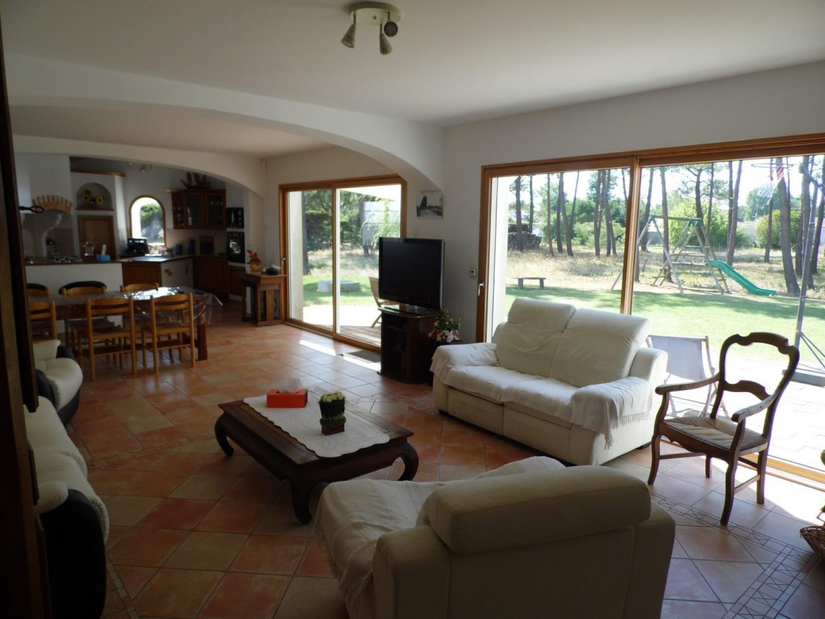 sam-3632-0994c3fb278f479e8d7ff7b5bd4d02f0