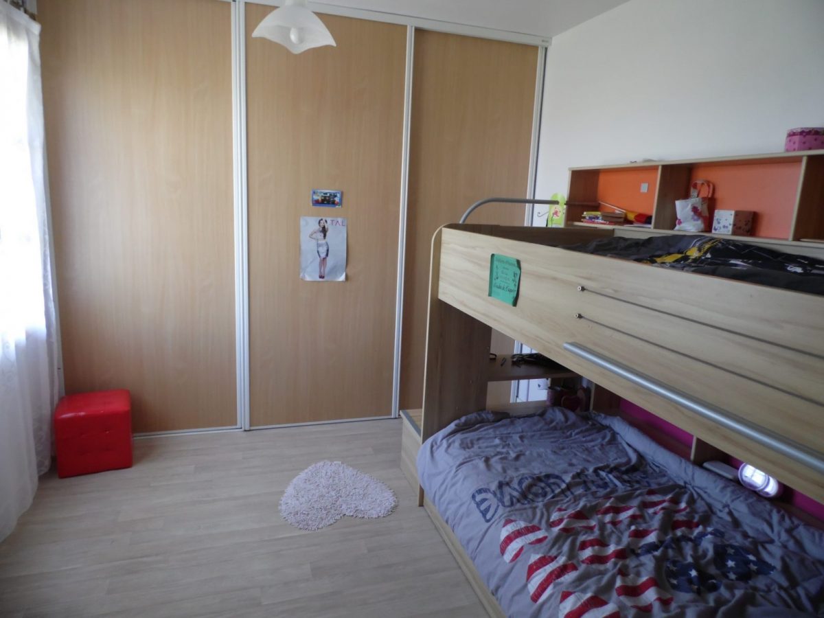 sam-3639-604c2d4f45b94ab78feb56cca875564a