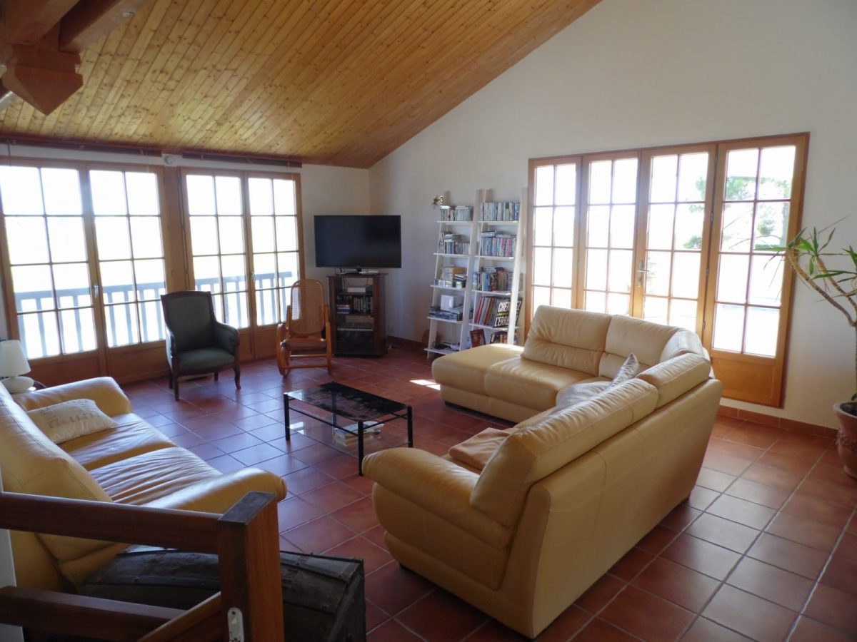 sam-3642-08027737d4404eb6b3a4cb13c18c05e7